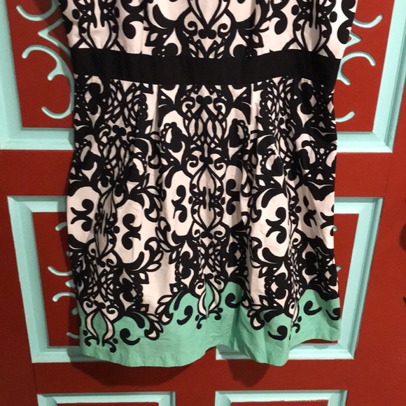 Semi-Formal Heart Shaped Neckline A-line Dress 12P - Picture 3 of 10